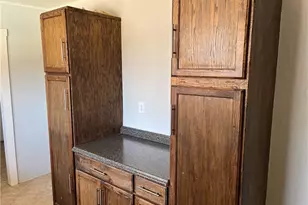 609 S Buena Vista St, Hemet, CA 92543 - Photo 13