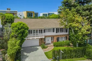 17481 Tramonto Dr, Pacific Palisades, CA 90272 - Photo 3