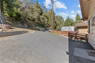 23755 Zuger Dr, Crestline, CA 92325 - Photo 41