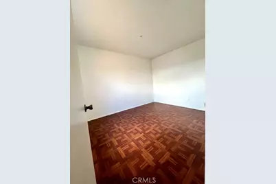 14 Camelback Avenue, Carson, CA 90745 - Photo 15