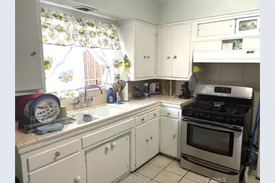 5637 Smiley Drive, Los Angeles, CA 90016 - Photo 31