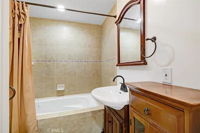 5526 W 117th Street, Inglewood, CA 90304 - Photo 11