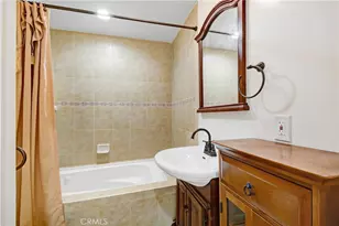 5526 W 117th St, Inglewood, CA 90304 - Photo 11