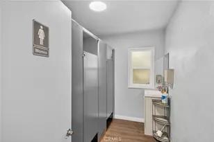 3425 W 15th St, Los Angeles, CA 90019 - Photo 19