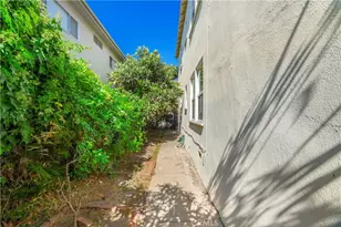2011 S Shenandoah St, Los Angeles, CA 90034 - Photo 11