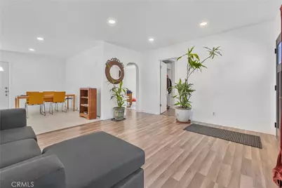 6922 Eton Avenue, Canoga Park, CA 91303 - Photo 9