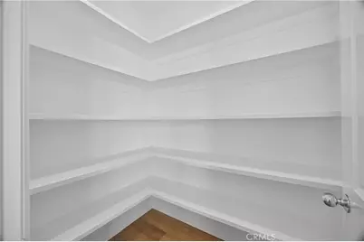 8056 Kentwood Avenue, Los Angeles, CA 90045 - Photo 27