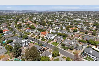 8056 Kentwood Avenue, Los Angeles, CA 90045 - Photo 71