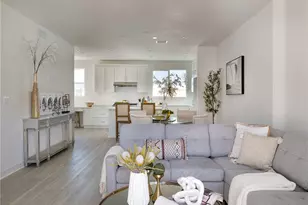 121 E 223rd St, Carson, CA 90745 - Photo 7