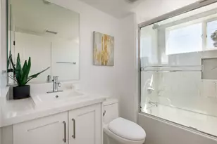 121 E 223rd St, Carson, CA 90745 - Photo 21