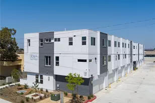 121 E 223rd St, Carson, CA 90745 - Photo 33