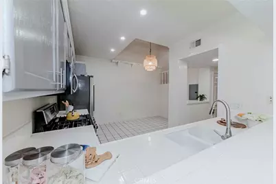 1380 W Capitol Drive #122, San Pedro, CA 90732 - Photo 13