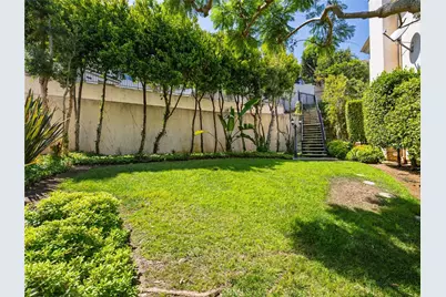1438 Elin Point Drive, El Segundo, CA 90245 - Photo 23