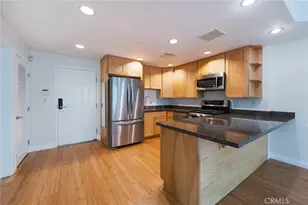 3061 W 12th Pl, Los Angeles, CA 90006 - Photo 15