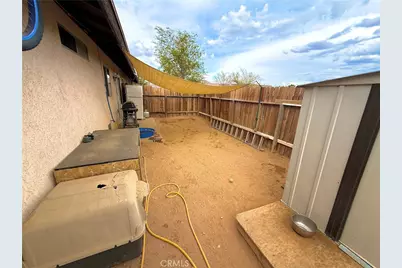 13615 Pauhaska Road, Apple Valley, CA 92308 - Photo 17