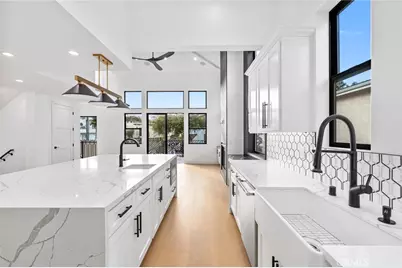 110 S Irena Avenue #A, Redondo Beach, CA 90277 - Photo 5