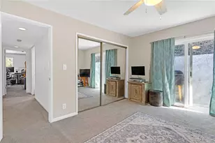 20906 Almazan, Woodland Hills, CA 91364 - Photo 27