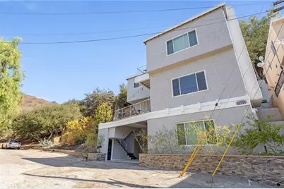 20906 Almazan, Woodland Hills, CA 91364 - Photo 35