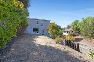 20906 Almazan, Woodland Hills, CA 91364 - Photo 31