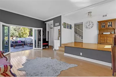 20906 Almazan, Woodland Hills, CA 91364 - Photo 7