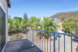 20906 Almazan, Woodland Hills, CA 91364 - Photo 21