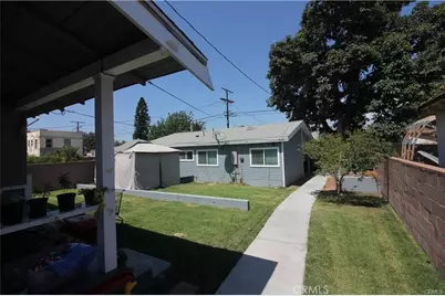 1027 W 46th Street, Los Angeles, CA 90037 - Photo 1