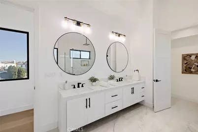 810 El Redondo Avenue, Redondo Beach, CA 90277 - Photo 11