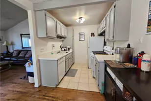 20545 S Vermont Ave, Torrance, CA 90502 - Photo 5