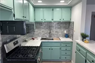 910 W 26th, San Pedro, CA 90731 - Photo 9