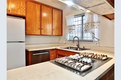 19429 Hillford Avenue, Carson, CA 90746 - Photo 31