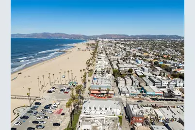 3111 Ocean Front Walk, Marina del Rey, CA 90292 - Photo 29