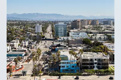3111 Ocean Front Walk, Marina del Rey, CA 90292 - Photo 31