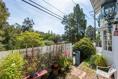 507 W Rustic Rd., Santa Monica, CA 90402 - Photo 19