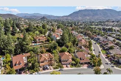 6056 Lake Lindero, Agoura Hills, CA 91301 - Photo 33