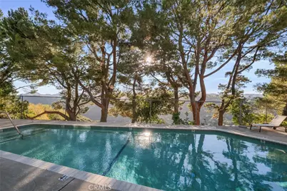 2345 Roscomare #302, Los Angeles, CA 90077 - Photo 31