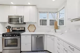 352 27th St, Hermosa Beach, CA 90254 - Photo 19