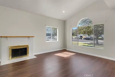 3868 S Redondo Boulevard, Los Angeles, CA 90008 - Photo 37