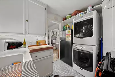 155 S Westmoreland Avenue, Los Angeles, CA 90004 - Photo 21