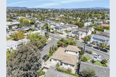 2045 Penmar Avenue, Venice, CA 90291 - Photo 19