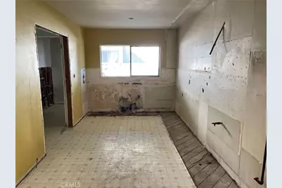 5034 W Slauson Avenue, Ladera Heights, CA 90056 - Photo 11