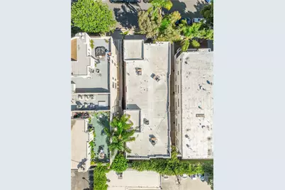 1751 S Bentley Ave, Los Angeles, CA 90025 - Photo 19