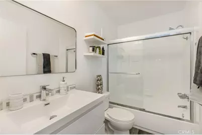 1751 S Bentley Ave, Los Angeles, CA 90025 - Photo 11