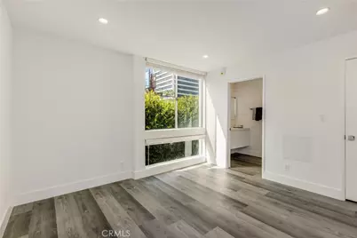 1751 S Bentley Ave, Los Angeles, CA 90025 - Photo 13