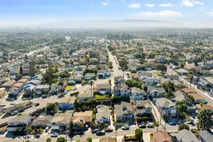 2407 Ripley Ave, Redondo Beach, CA 90278 - Photo 37