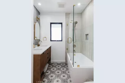 2255 Talmadge, Los Angeles, CA 90027 - Photo 9