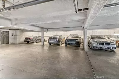 601 E Orange Grove #106, Burbank, CA 91501 - Photo 5