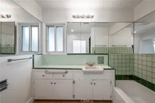 10525 S 8th Ave, Inglewood, CA 90303 - Photo 35