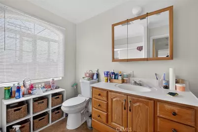 8463 S Halldale, Los Angeles, CA 90047 - Photo 17