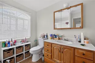 8463 S Halldale, Los Angeles, CA 90047 - Photo 17