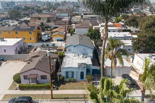 8463 S Halldale, Los Angeles, CA 90047 - Photo 33